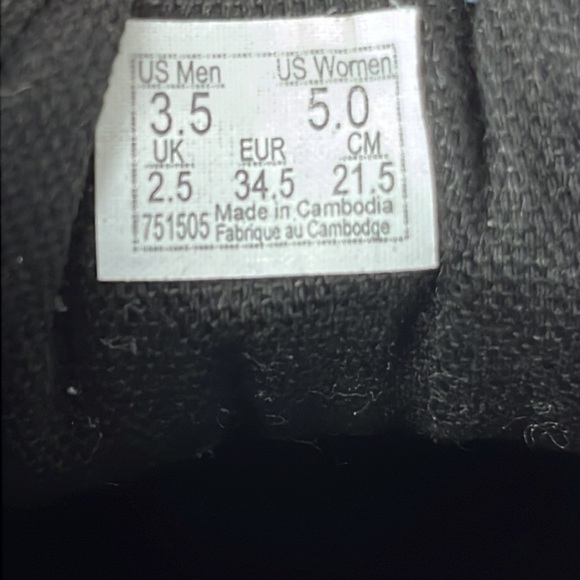 Vans Old Skool Floral Sneaker - Picture 10 of 10